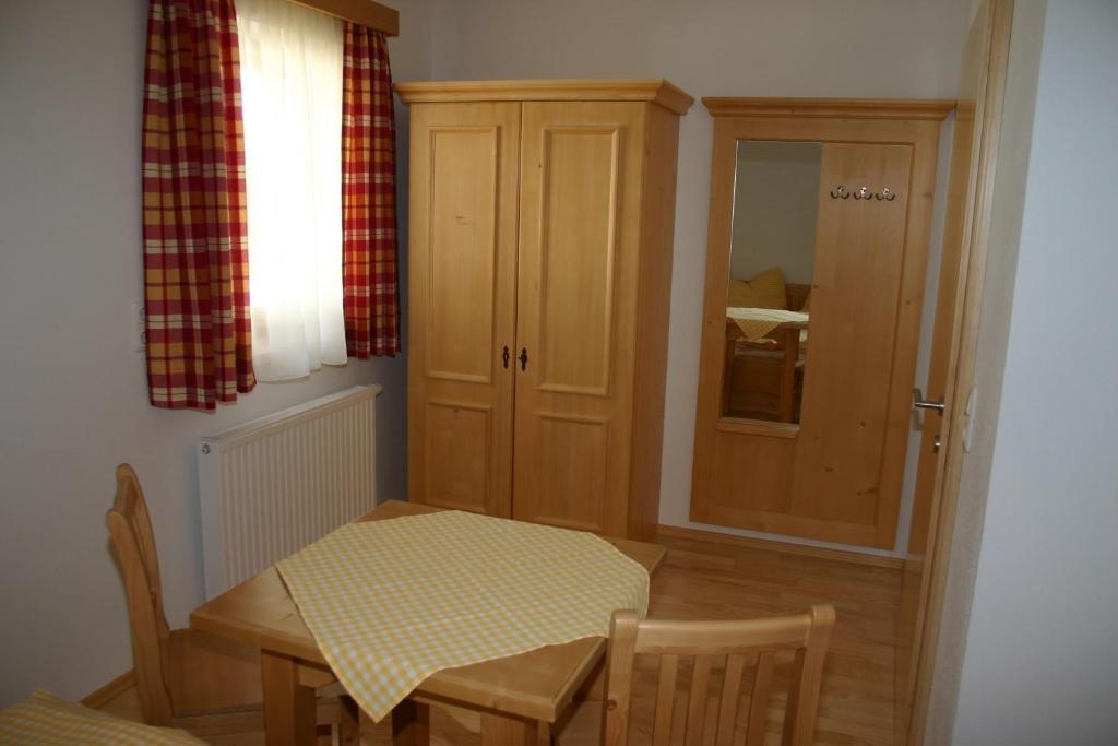 Stallerhof Hüttschlag Kamer foto