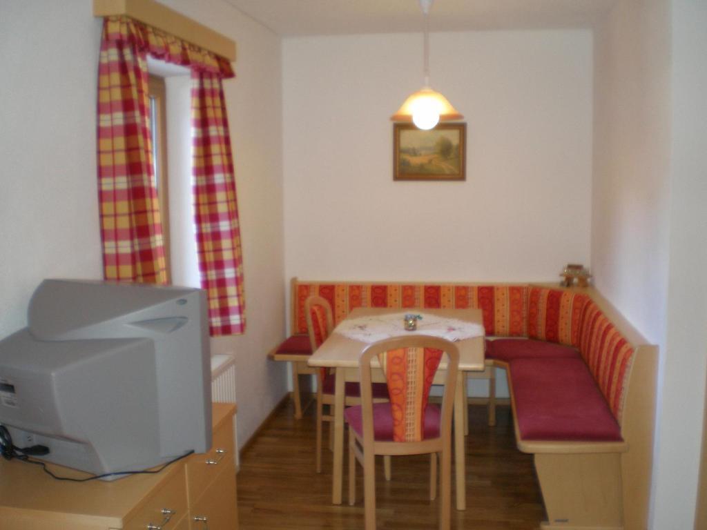 Stallerhof Hüttschlag Kamer foto